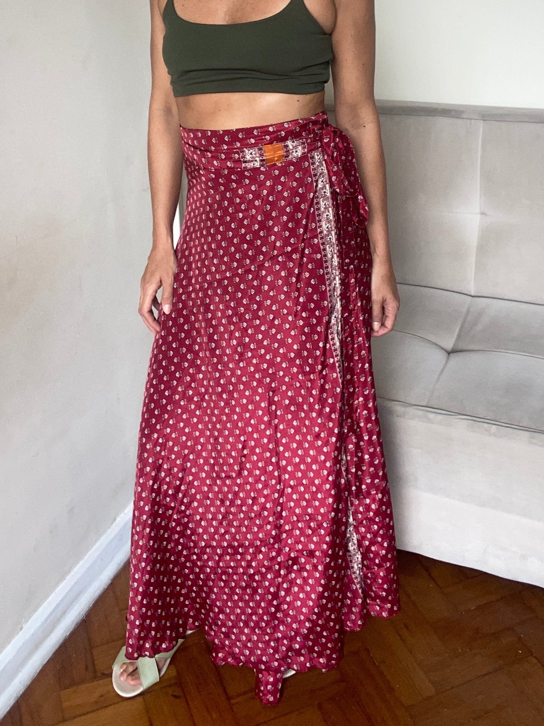 Saia Mother - ✨ Saia / Vestido Versátil Vinho Floral ✨